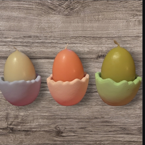 Easter Candle Holders W Candles(3)-NWT - Picture 2 of 4